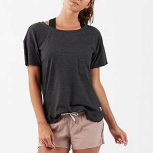 Vuori Lux Performance short sleeved tee, small, charcoal